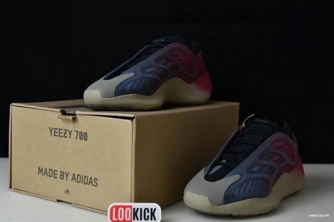 GW1814 Adidas V3 Fade Carbon 700 Yeezy 0822